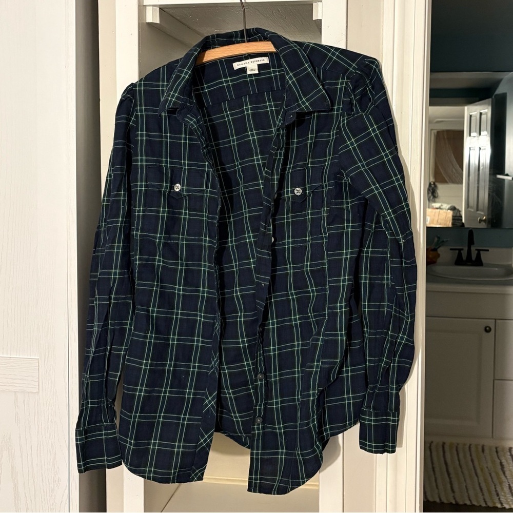 Banana Republic Dark Blue and Green Plaid Shirt